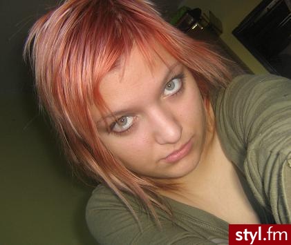 Średnie Fryzury