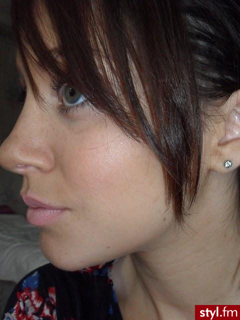 MAC Lipstick in "Hue" - Dzienne Makijaże