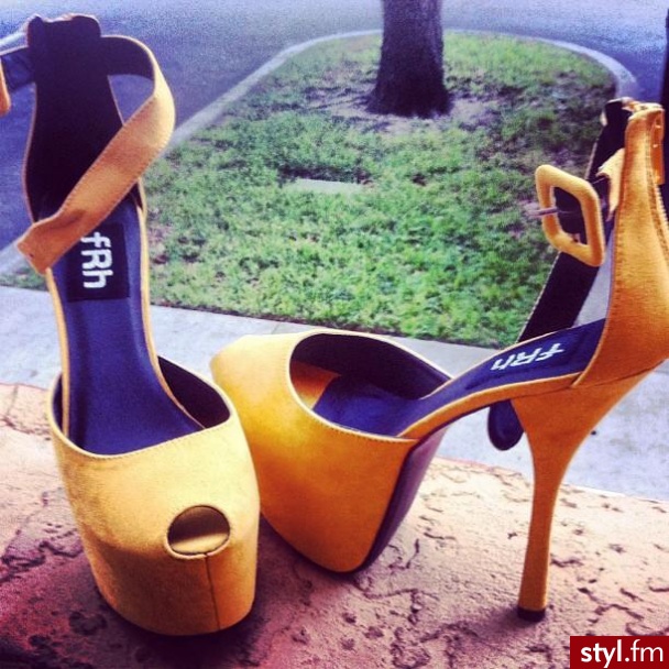 Szpilki Buty Moda