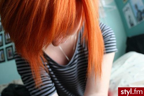 Kolorowe Rozpuszczone Proste z grzywką Na co dzień Średnie Fryzury