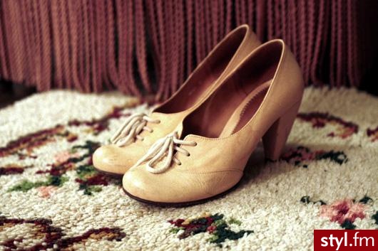 Jeżeli zdjęcie znajduje się już w galerii poproszę o link - Pozostałe Buty Moda