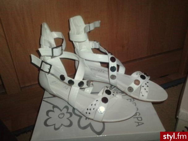 Pozostałe Buty Moda