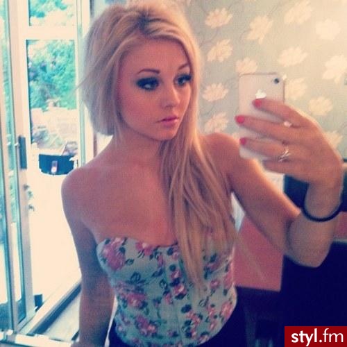 Blond Rozpuszczone Proste Na co dzień Długie Fryzury