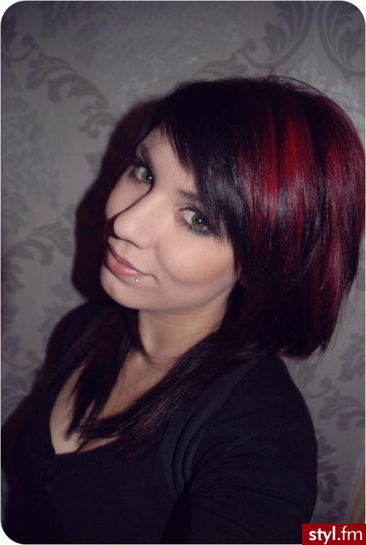 Średnie Fryzury