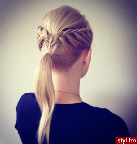 Blond Upięcie Proste Na co dzień Średnie Fryzury
