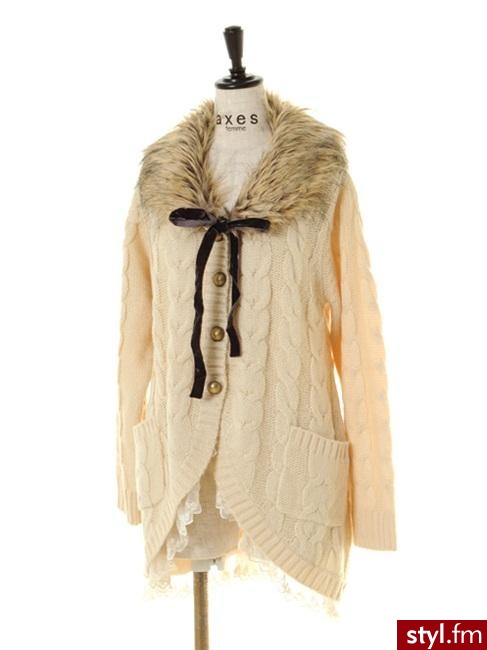 Swetry Ciuchy Moda