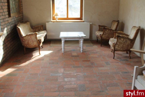 Witam oferuje plytki z cegly na podloge , na zdjeciu jedna z moich ostatnich realizacji zainteresowanych prosze pisac na maila loft1987@o2.pl lub dzwonic 783349513 - Wnętrza
