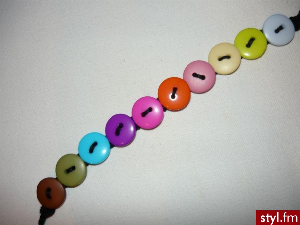 button project. bransoletka. Mulina i guziki. Wykonanie moje. - Gadżety Inne Moda