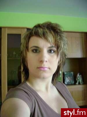 Średnie Fryzury