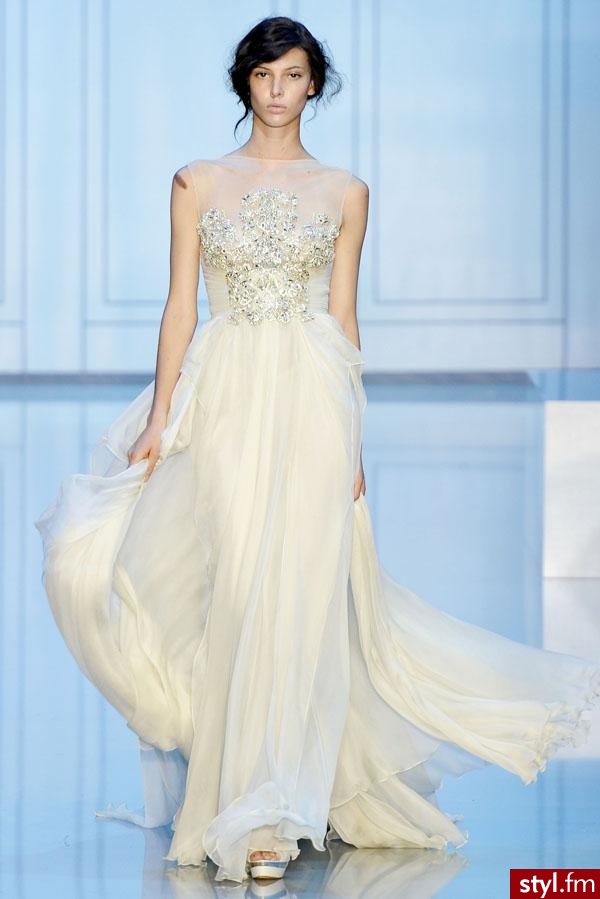 Sukienki Moda