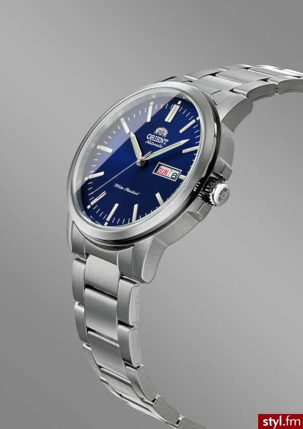 Zegarki ORIENT Contemporary Day-Date zostały odświeżone dzięki bardziej wyrafinowanemu, własnoręcznie produkowanemu automatycznemu kalibrowi F6 firmy ORIENT. Teraz zyskały jeszcze większą dokładność i dodatkowe funkcje! - Zegarki Dodatki Moda