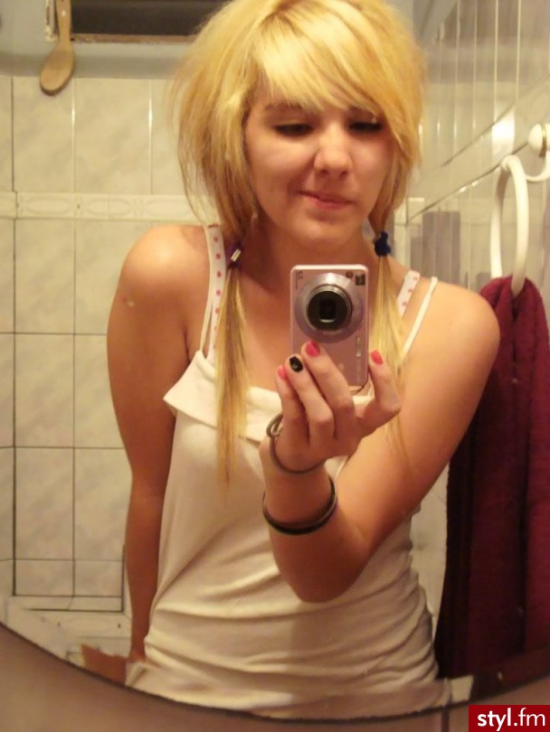 EMO Alternatywne Średnie Fryzury