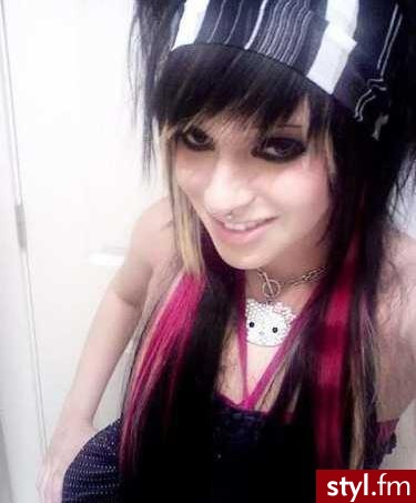 emo? jak nie to napiszcie zmienie kategorię ^^ - EMO Alternatywne Średnie Fryzury