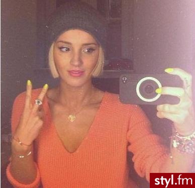 Blond Rozpuszczone Proste Fryzury gwiazd Średnie Fryzury