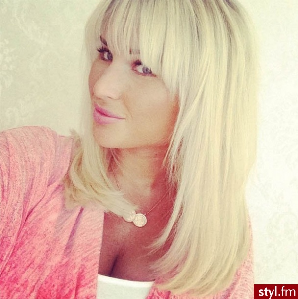 Blond Rozpuszczone Proste z grzywką Na co dzień Średnie Fryzury