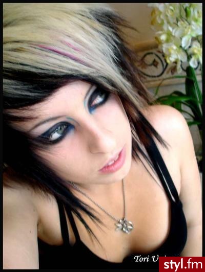 EMO Alternatywne Średnie Fryzury
