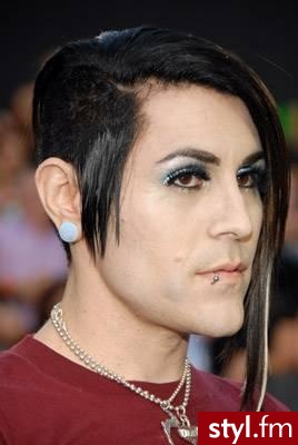 Davey Havok - Średnie Męskie Fryzury