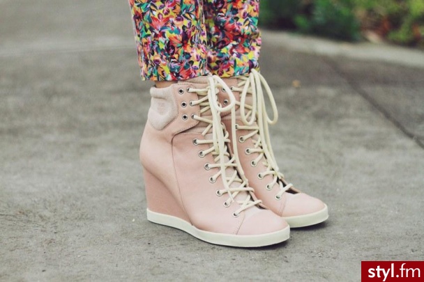 Koturny Buty Moda