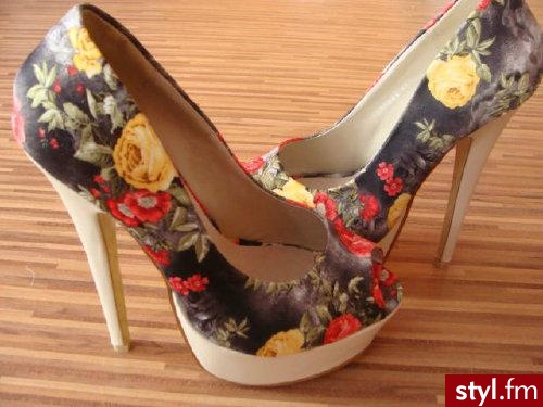 Szpilki Buty Moda