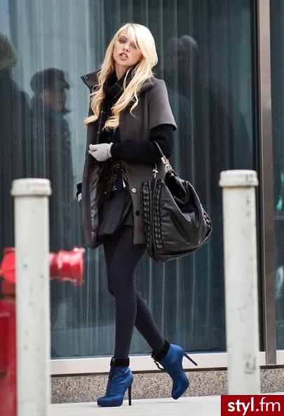 ... Taylor Momsen - Moda uliczna Inne Moda