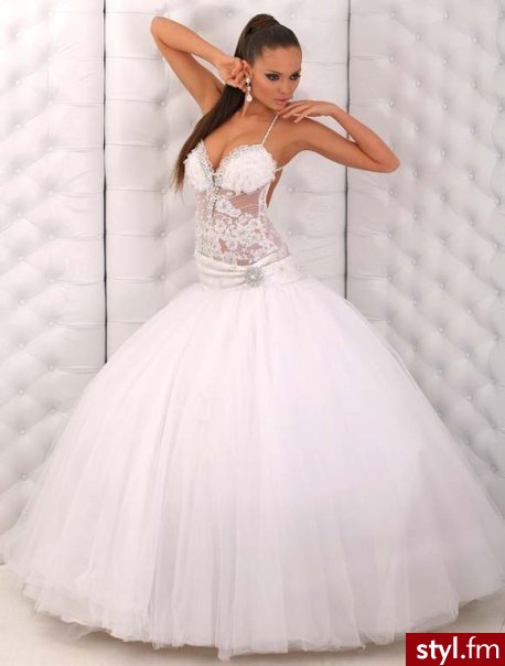 https://www.facebook.com/ZiviSaStilom - Dzienne Sukienki Moda