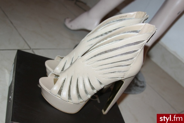 Szpilki Buty Moda