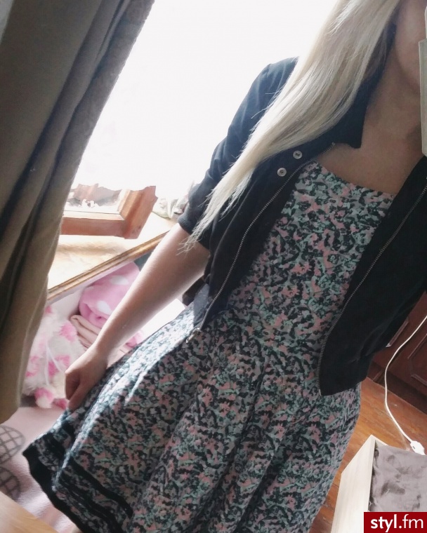 http://www.vinted.pl/damska-odziez/krotkie-sukienki/23482467-sukienka-rozkoszowana-wzory-urocza-dziewczeca-xs-s - Dzienne Sukienki Moda