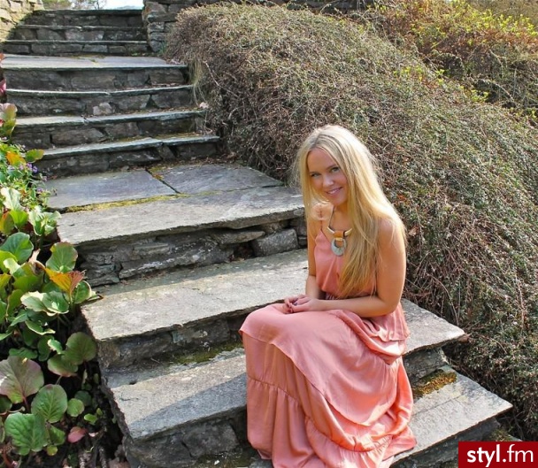 Sukienki Moda