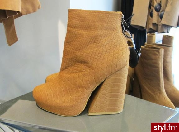 Pozostałe Buty Moda