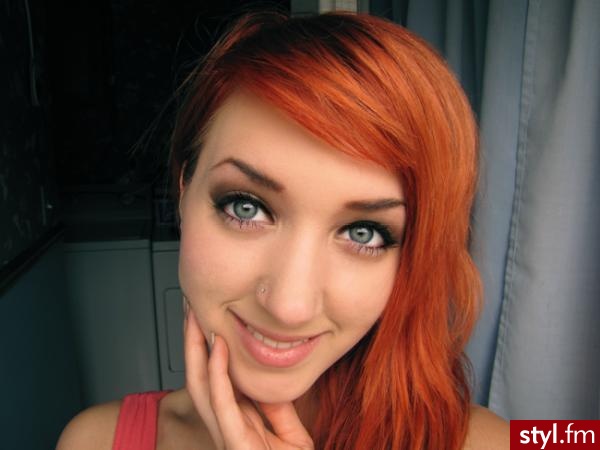 Średnie Fryzury