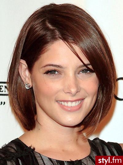 Ashley Greene - Średnie Fryzury