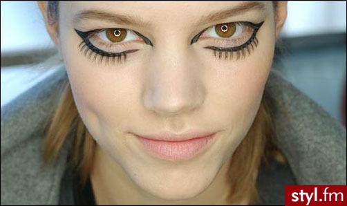 Freja Beha - Makijaże