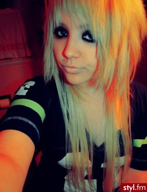 Blond EMO Alternatywne Średnie Fryzury
