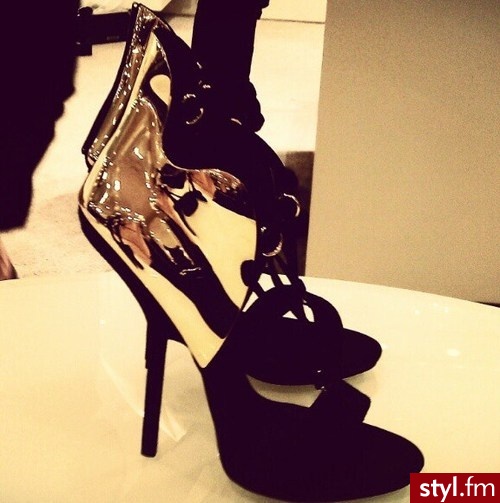 Szpilki Buty Moda