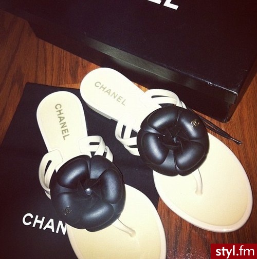 Klapki Buty Moda