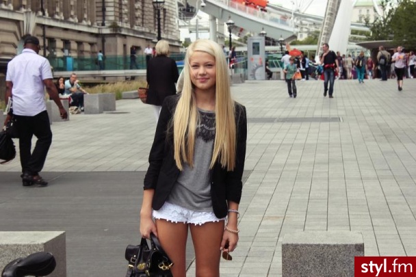 Blond Rozpuszczone Proste Na co dzień Długie Fryzury