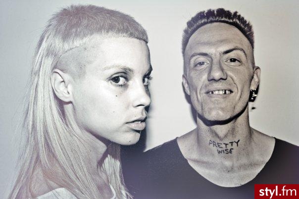 <3 - Punk Rock Alternatywne Średnie Fryzury