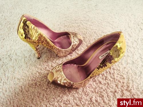 Szpilki Buty Moda