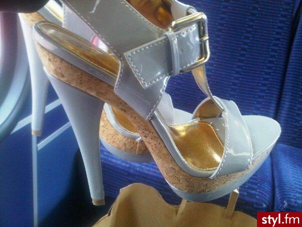 Pozostałe Buty Moda