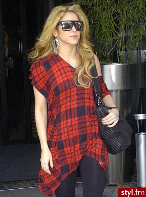 Shakira. - Moda uliczna Inne Moda