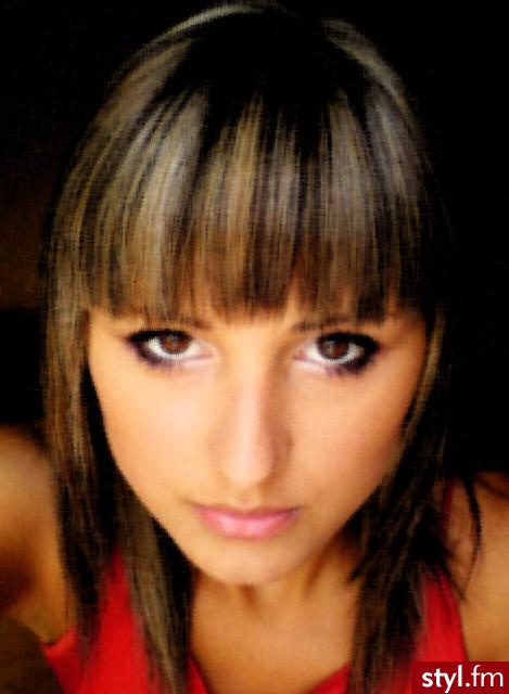 Średnie Fryzury