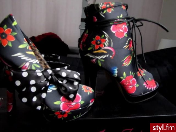 Pozostałe Buty Moda