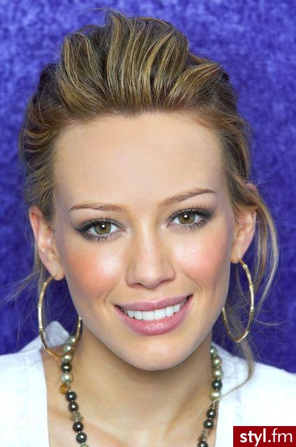 Hilary Duff -makijaż plus fryzurka:P - Makijaże