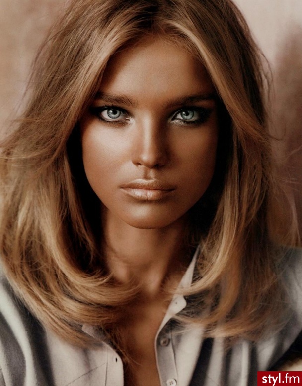 Natalia Vodianova. Natalia Vodianova - Średnie Fryzury