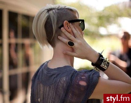 Blond Punk Rock Alternatywne Krótkie Fryzury