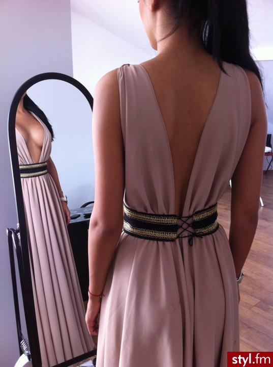Sukienki Moda
