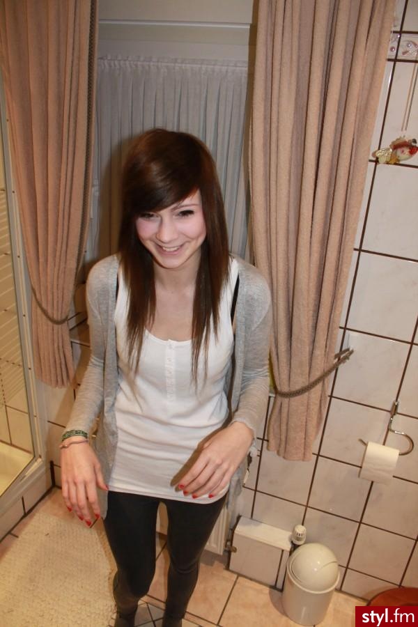 Średnie Fryzury