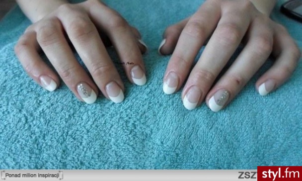 Blondi Nails - Migdałki French Żel Paznokcie