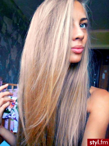 Blond Rozpuszczone Proste Na co dzień Długie Fryzury