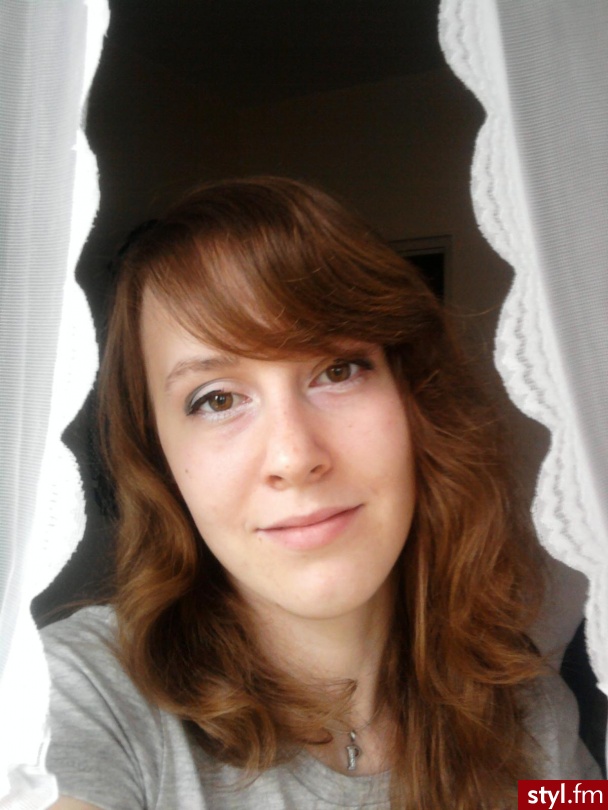 Średnie Fryzury